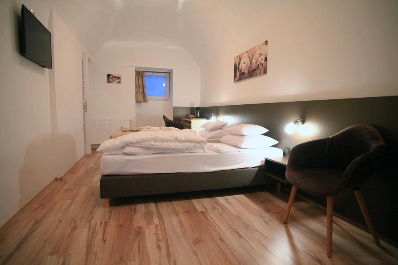 Pizza Tabor Apartman Mişcolţ Exterior foto