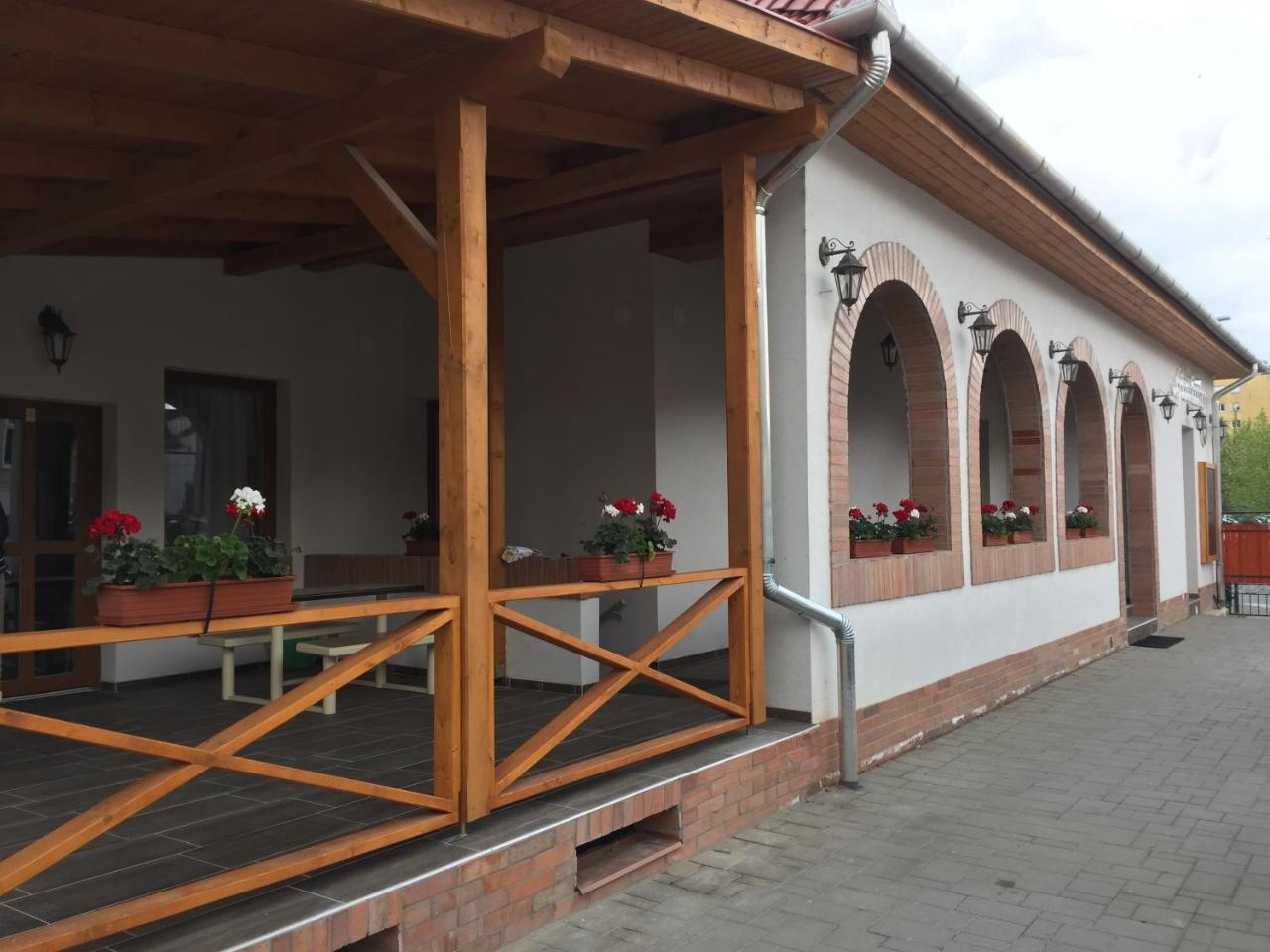 Pizza Tabor Apartman Mişcolţ Exterior foto