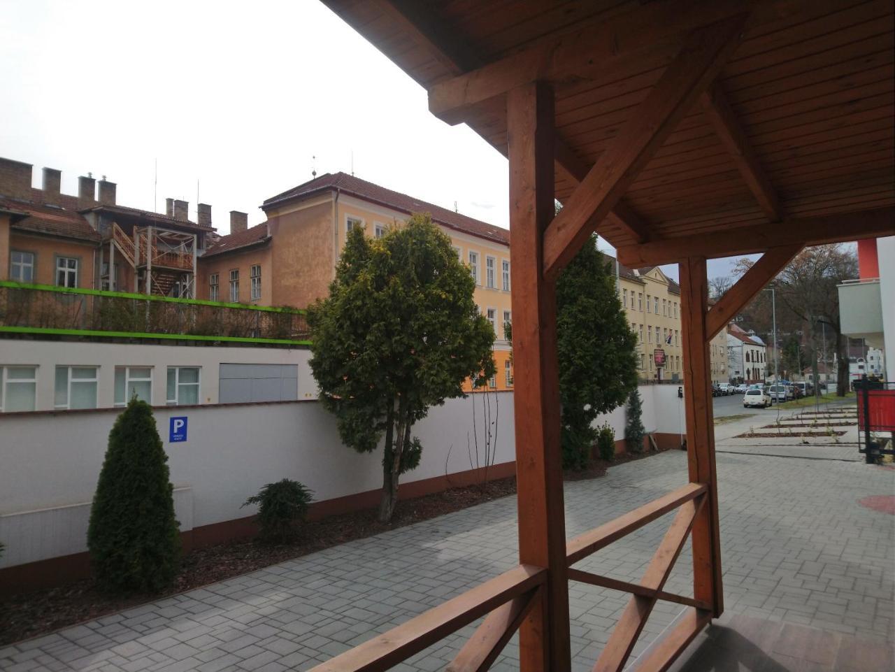 Pizza Tabor Apartman Mişcolţ Exterior foto